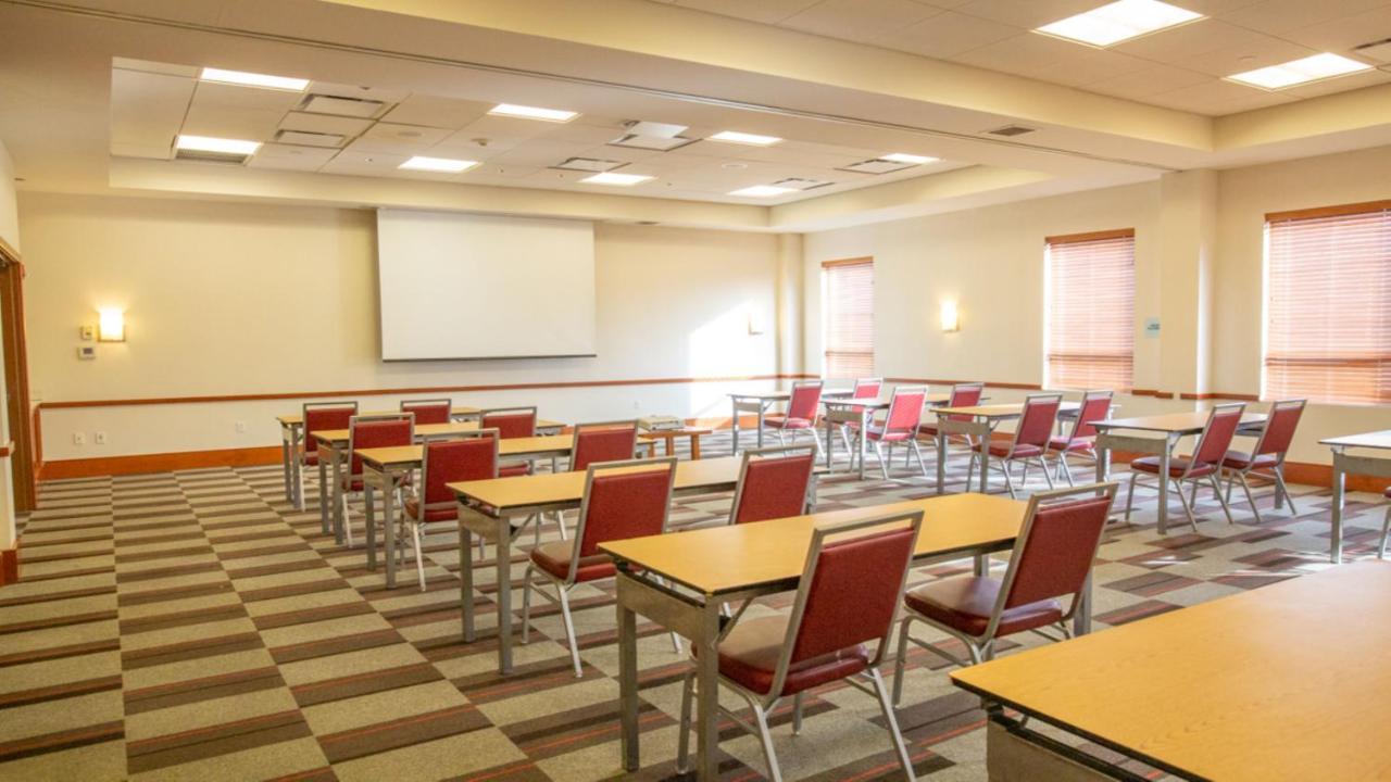 Holiday Inn Express Columbus Airport Easton Buitenkant foto